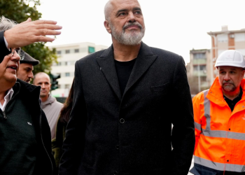 “Rilindje e lagjes 300-vjeçare të Zdrales”, Rama inspekton punimet: Do t’i japë Shkodrës një vlerë të shtuar turistike