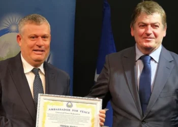 17-vjetori i Pavarësisë së Kosovës, Shkëlqim Hajdari merr titullin e lartë “Ambasador i Paqes”