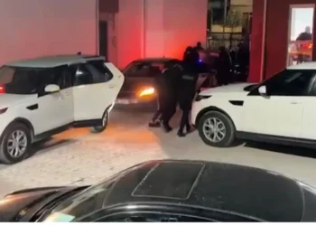 Kishte kthyer lokalin në bazë kokaine, arrestohet pronari në Berat, në pranga dhe bashkëpunëtorët që shpërndanin lëndën narkotike