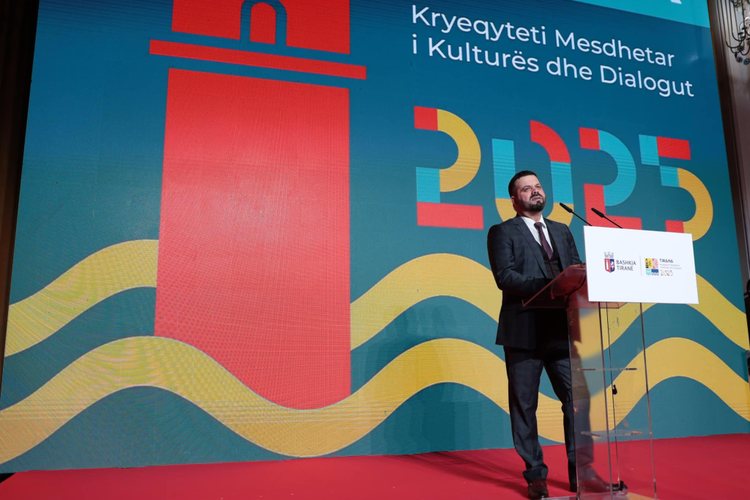 105 vite kryeqytet! / Ja kush ishte i pranishëm në festë (FOTOT)