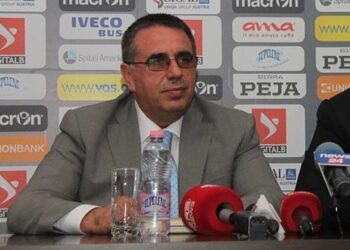 “I morëm copë nga jeta!”, Braçe: Thoma Gëllçi u arrestua me urdhër të një oligarku, që donte të grabiste RTSH-në