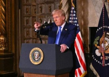 “Lufta s’duhet të kishte filluar kurrë“, Trump kritik me Zelenskyn: Mund të kishe bërë një marrëveshje