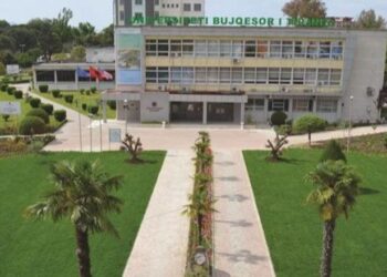 “Lekët e laboratorit shkuan për kuzhinë”, gazetari zbardh skandalin tek Bujqësori