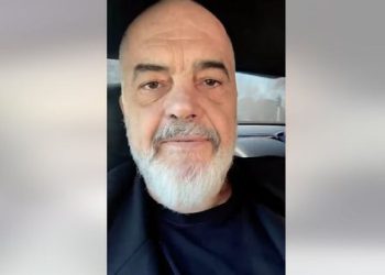 “Nuk më ra rruga nga shtëpia e Mbretit”, Rama replikon me komentuesin: Reforma në drejtësi, çelësi i suksesit!