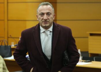 KPA rrëzon SPAK-un, konfirmon me shumicë votash Valentin Preçin
