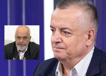 Mitingu me punonjësit e bashkisë, Mentor Nazarko: Rama motivoi një ekip, aty punojnë 9 mijë vetë