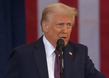 Trump sqaron deklaratën për Iranin: Nuk dua që ta hedh në erë, por…