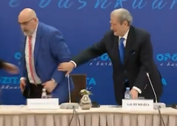 Avokati: Berisha pagoi 50 milionë dollarë LaCivita, SPAK të hetojë pagesën e majme