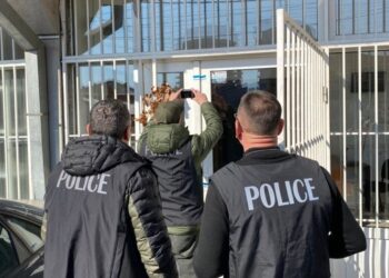 Shkelën vullnetin e votuesve, mbyllen katër qendra ilegale në veri