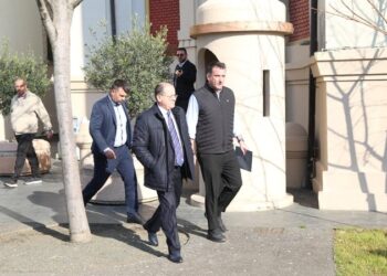 Jo vetëm me familjarët dhe avokatin, SPAK lejon takimet e Erion Veliajt edhe me stafin e Bashkisë