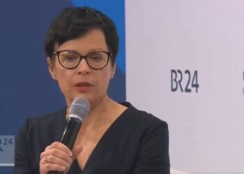 Komisionerja për Fqinjësinë dhe Negociatat, Marta Kos: Shqipëria dhe Mali i Zi në radhë të parë për ‘finishin’ e negociatave