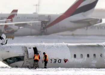 Flet piloti: Kjo është arsyeja se pse kaq shumë avionë po aksidentohen gjatë kohëve të fundit
