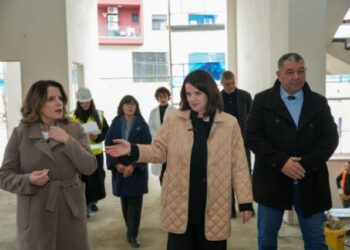 Korpusi i laboratorëve në ISHP, Rama: Trefishim i kapaciteteve laboratorike dhe biosiguri sipas standardeve të BE-së