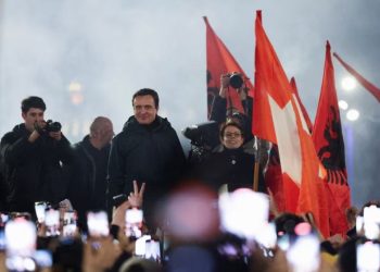 Analiza e REL për Kosovën: Kush i ka votat për Qeverinë dhe a është e domosdoshme Lista Serbe?