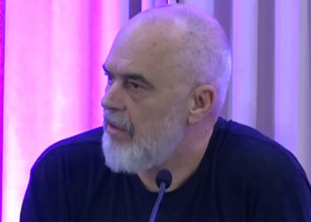 Rama mbledh Asamblenë e PS: Jemi i vetmi vend në rajon që nuk takson biznesin e vogël! 140 mln euro në vit…