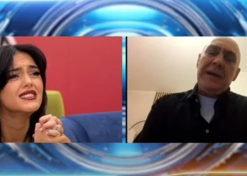 Lot dhe emocione, Livia sheh babanë për herë të parë pas 22 vitesh: Shpresoj që një ditë…