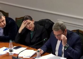 “Diaspora”/ Komisioni i Ligjeve miraton paketën e PS për Kodin Zgjedhor, socialistët kundër propozimit për votimin me ID të huaj