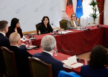 Spiropali takim me përfaqësuesit e Forumit për Europën Lindore dhe Qendrore të Parlamentit të Saksonisë, zbardhen diskutimet