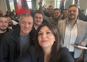 “Diaspora, fuqia e përmbysjes së korrupsionit”, Topalli takim me shqiptarët në Gjermani: Në 11 maj të hapim një kapitull të ri për Shqipërinë