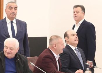 A mund t’i ndihmojë Christopher LaCivita, të fitojnë këta?
