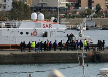 Vijon “telenovela” me emigrantët/ Qeveria italiane nuk dorëzohet: Do vazhdojmë t’i dërgojmë në Shqipëri