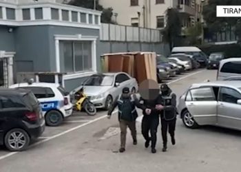 Arrestohen dy të rinj të shpallur në kërkim ndërkombëtar, do ekstradohen në Itali