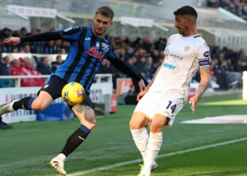 Atalanta zhgënjen ndaj Cagliarit, Gjimshiti e sheh ndeshjen nga stoli