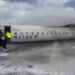 Rrëzimi i aeroplanit në Kanada, të gjithë pasagjerët mbijetuan. Hetohen shkaqet