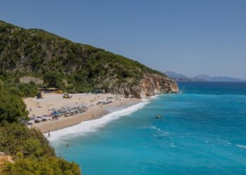“Daily Express”: Shqipëria, vendi magjepsës evropian më afër dhe më i lirë se Tajlanda