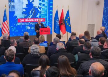 Berisha nuk përmbahet: Rama dallon shumë pak nga babai i tij xhelat!