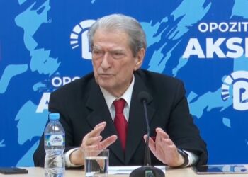 Berisha: Takimi me emigrantët në Itali dhe Greqi udhëtim drejt fitores, Rama rrezik kombëtar