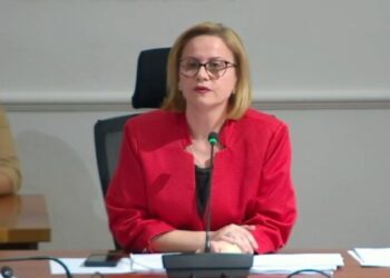 “Nuk më kanë thirrur asnjëherë”/ Nën hetim nga SPAK, reagon Bushka: Kam kërkuar të dëgjohem nga grupi parlamentar!