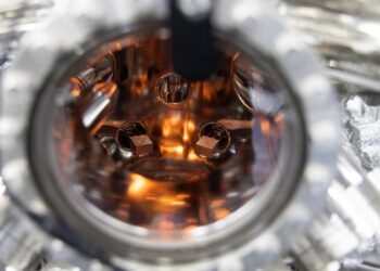 Ndërtohet “super laboratori” ekstrem për të ndihmuar shkencëtarët globalë në studimin e mistereve të materies