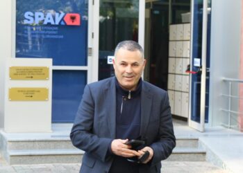Akuzohet për fshehje pasurie, deputeti i PD Asllan Dogjani paraqitet në SPAK