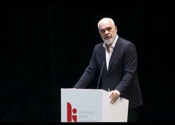 Beteja e 11 Majit/ Rama përgatitet për “luftë” të fortë me opozitën: Ata do vërshojnë me tërbim