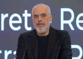 “Gjermanët s’janë të pakorruptueshëm”, Rama: Punonjësit e Ambasadës i jepnin makinës pa rrip sigurimi!