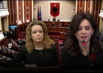 Dy salla në Parlament marrin emrat e politikanëve të ndjerë