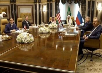 Diplomacia botërore e gjitha në lëvizje, mbaron pas 4 orësh takimi SHBA-Rusi për Ukrainën, Zelensky niset të takojë Erdoganin