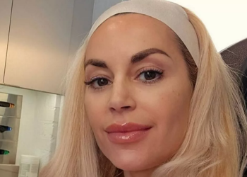 “Ka në plan t’i marrë gjak të birit”, 47 vjeçarja që bën gjithçka për ‘bukurinë e përjetshme’