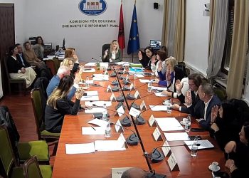 Parregullsitë për zgjedhjen e kreut të RTSH/ PS-PD bien dakord, nisin procedurat për shkarkimin e Këshillit Drejtues