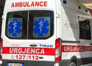 Lezhë/ Atentat ndaj një të riu në hyrje të qytetit, shtrohet në spital me plagë në gjoks (EMRI)
