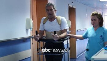 Hernia hiqet përmes mushkërive/ Operacioni për herë të parë në QSUT, pacienti rifiton ecjen