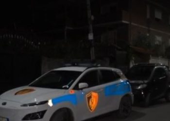 Detaje nga krimi në kryeqytet, dyshohet se babë e bir ishin në gjendje dehur, fillimisht kanë patur një konflikt verbal më pas…