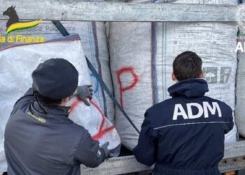 Sekuestrohen në Ankona 58 ton mbetje toksike, ngarkesa u nis nga Shqipëria