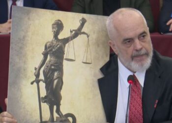 Rama: Drejtësia e re i ka sytë me gjak dhe ndjek mediat e portalet