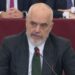 “Do t’i shkrijmë…”, Rama lexon SMS e qytetarit: Dy kamikazë në GJKKO i japin Berishës dosjet që lexon në Parlament