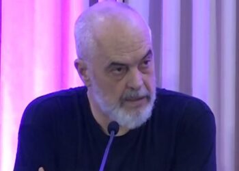 “’21 janari’ nuk harrohet, një ditë do të paguajnë”, Rama: Garancia e vetme për SPAK-n, Partia Socialiste!
