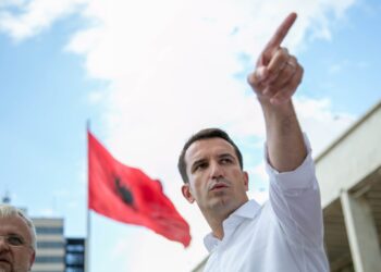 Veliaj reagon sërish: “Vrasësi me pagesë” dhe “Kasapi” i Sali Fundërrinës s’e kanë idenë se me kë janë ngatërruar…