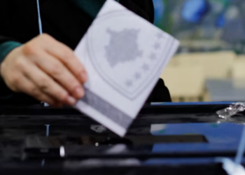 Fotografoi votën gjatë zgjedhjeve parlamentare në Kosovës, arrestohet qytetari në Gjilan