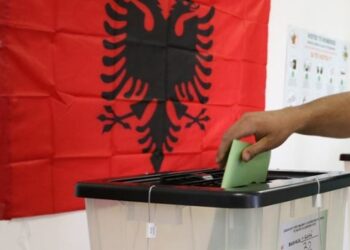 Zgjedhjet e 11 Majit: Zbulohen tre skenarë për votimin dhe numërimin elektronik